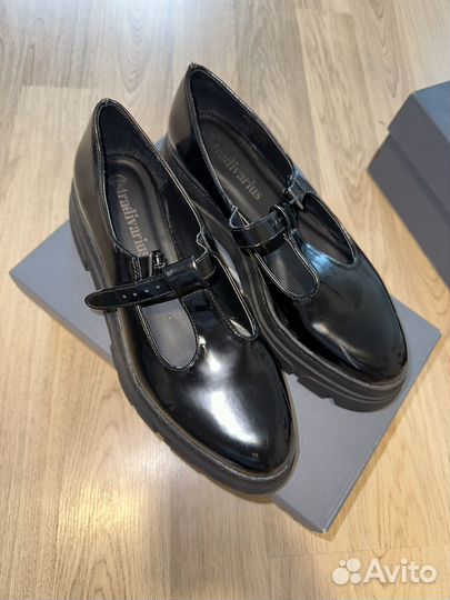 Туфли stradivarius 39
