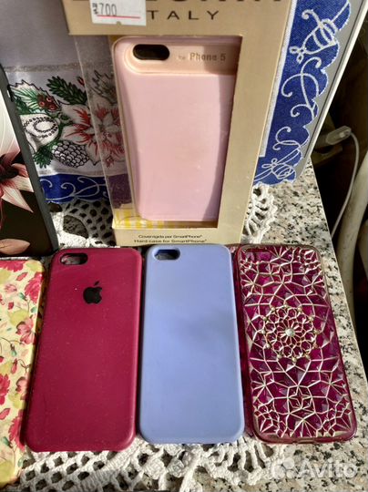 Чехлы на телефон iPhone на 5,6,7 б/у и новые