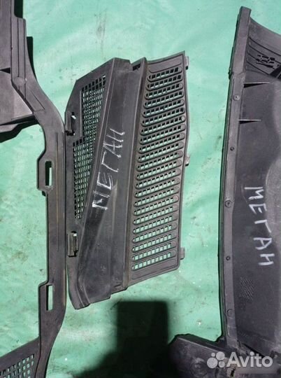 Жабо Renault Megane