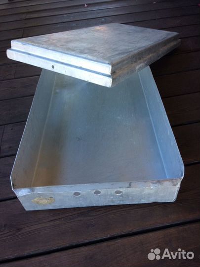 Металлический ящик