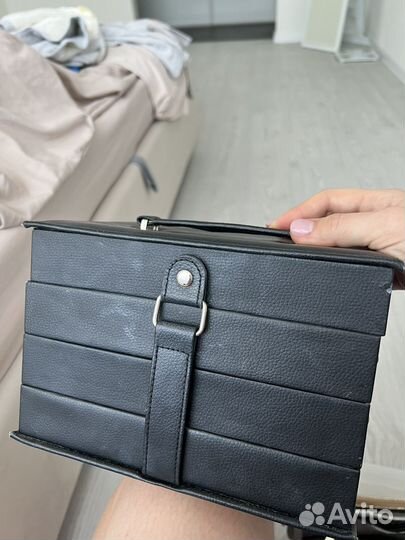 Чемодан для косметики