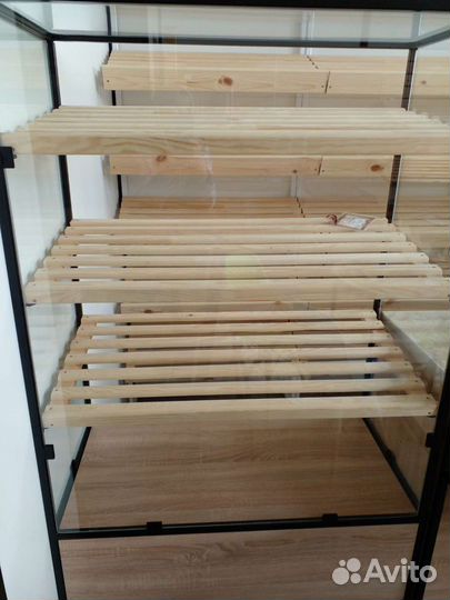 Витрина в пекарню