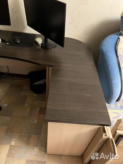 Компьютерный стол