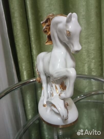 Статуэтка Златогривый конь Лошадь фарфор лфз СССР