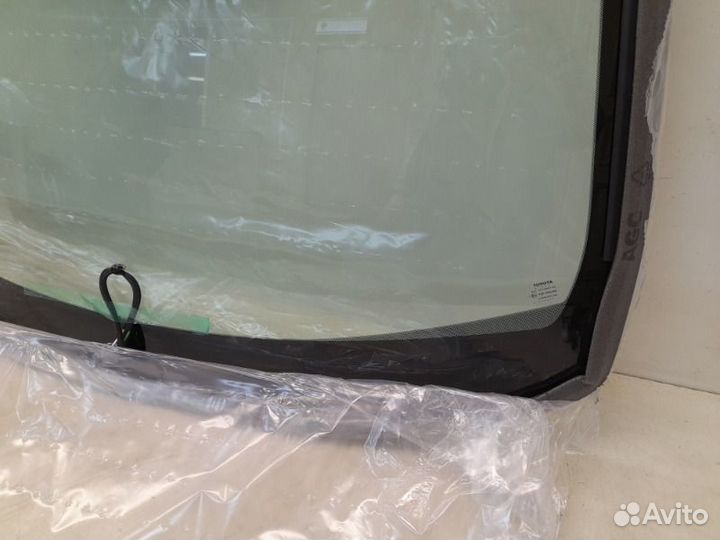 Стекло лобовое Toyota Rav4 50 2019