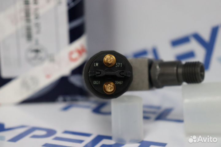 Форсунка 0445120371