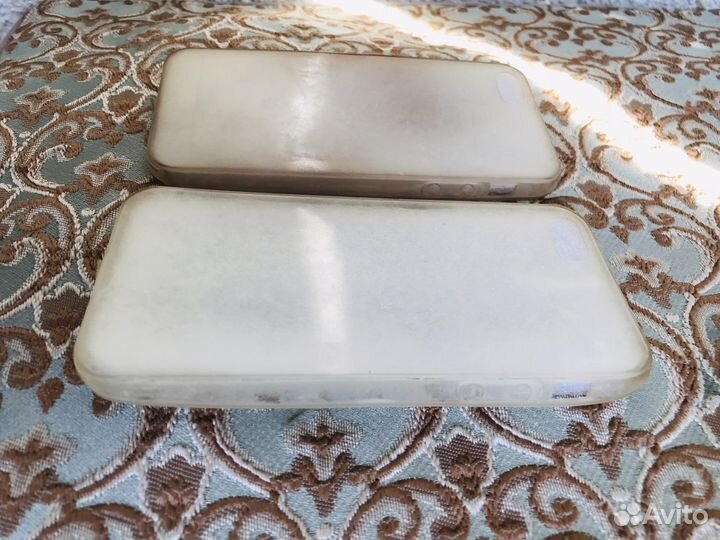 Чехлы на iPhone 4/4s 5/5se