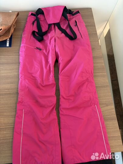 Горнолыжный костюм женский ReimaTec