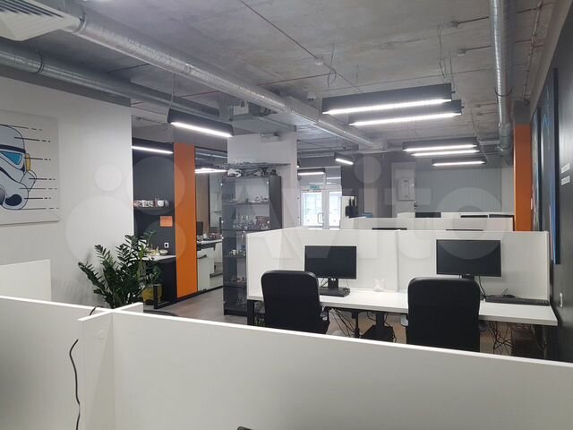 Офис, 215 м²