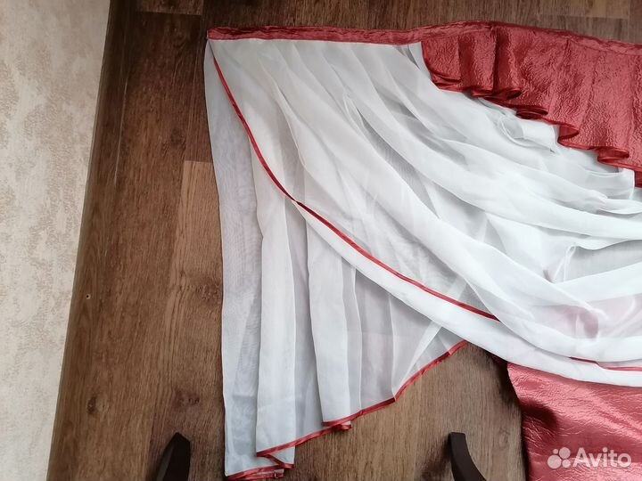 Шторы с ламбрекеном, новые