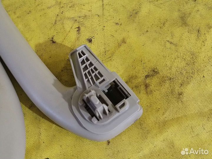 Ручка потолка салона на infiniti g35