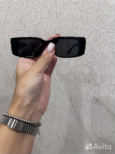 Солнцезащитные очки