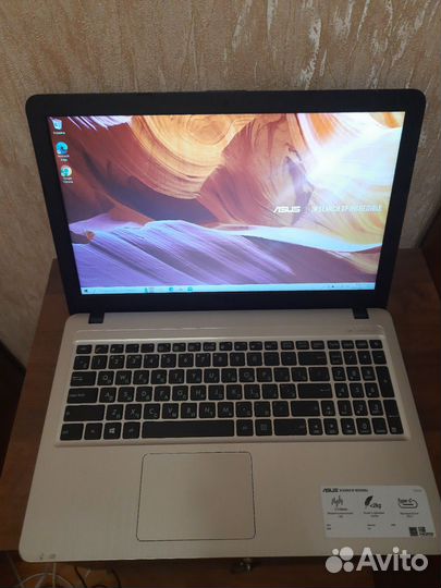 Ноутбук asus X540L