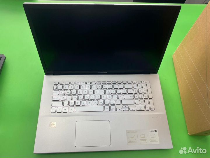 Asus vivobook d712da-au154t