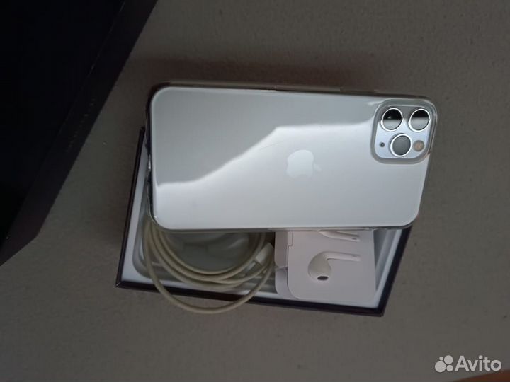 iPhone 11 Pro, 512 ГБ