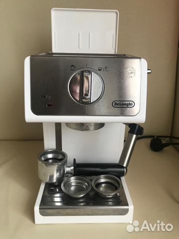 Кофемашина рожковая DLonghi ECP33.21 w белая