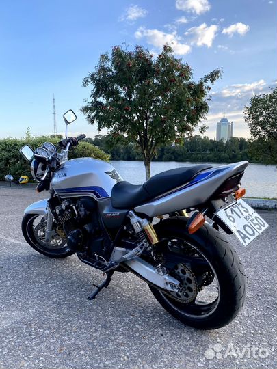 Honda CB400SF 10000 км. пробег
