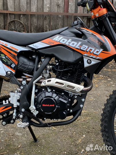 Мотоцикл Кросс Motoland CRF 250