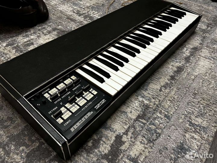 Синтезатор Лель-22