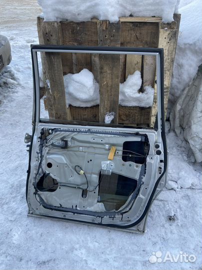 Дверь задняя правая Kia Joice