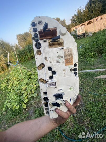 Приборка Hi e34 525i