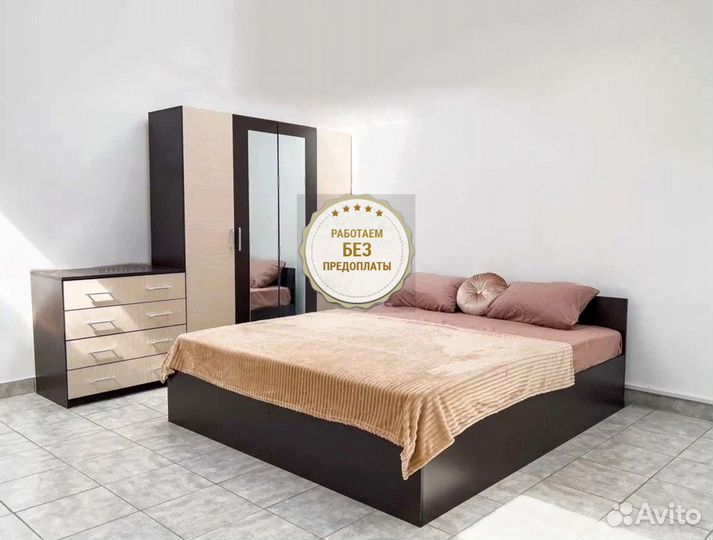 Спальный гарнитур