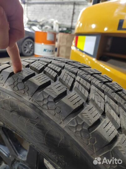 Колесо в сборе 285/60 R18