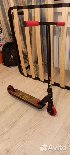 Трюковой самокат tech team