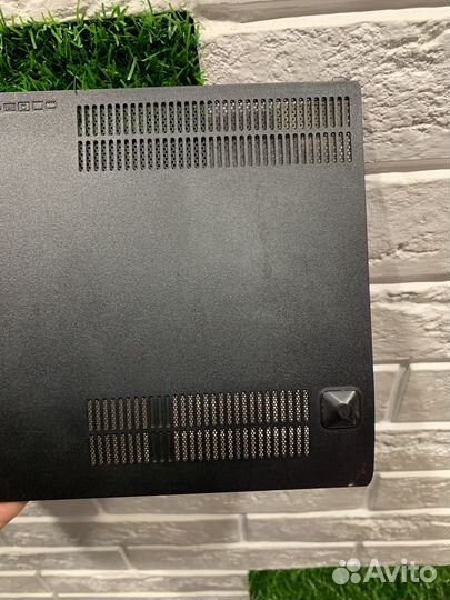 Сервисная крышка Lenovo z580 z585