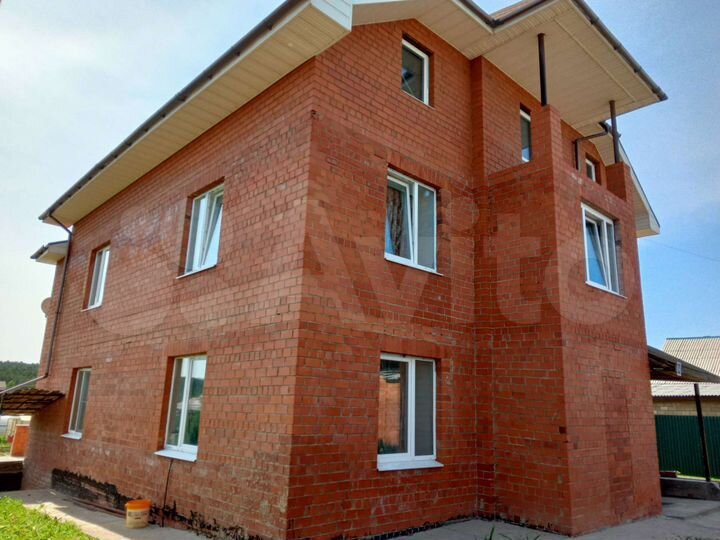 Коттедж 380 м² на участке 16,7 сот.