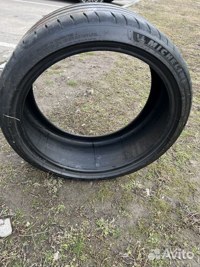 Michelin Pilot Sport 4 S 245/35 R19