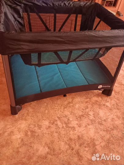 Детская кроватка манеж 4moms