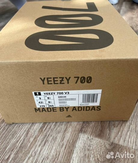 Кроссовки Adidas Yeezy Boost 700 v3 Black