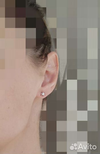Золотые серьги с бриллиантами