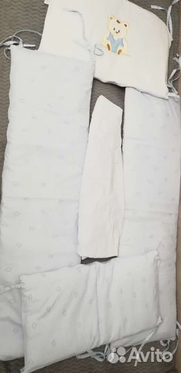 Комплект бортиков в кроватку, простыня и одеяло