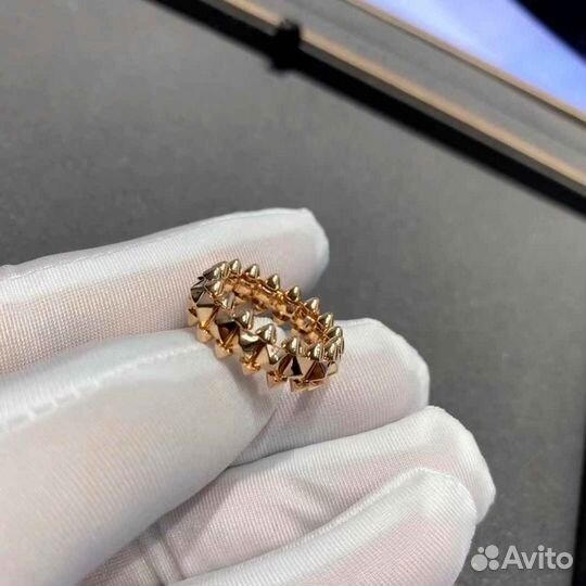 Золотое кольцо Cartier Clash De Cartier,модель 8мм