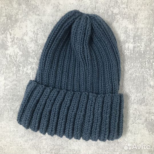 Вязаные шапки, полоски, шарфы, варежки