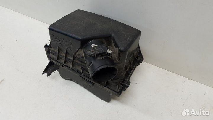 Корпус воздушного фильтра Toyota Camry V55 2014