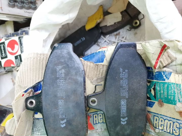 Тормозные колодки Ford, Volvo