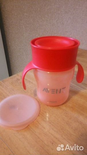 Поильник-непроливайка