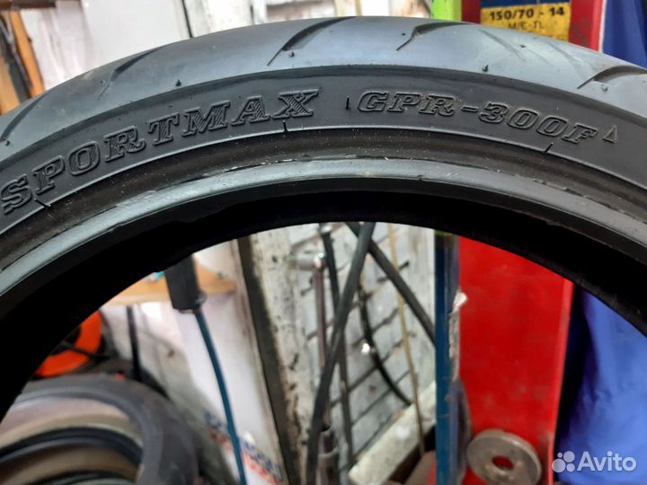 Dunlop GPR-300F 120/70/17 R17