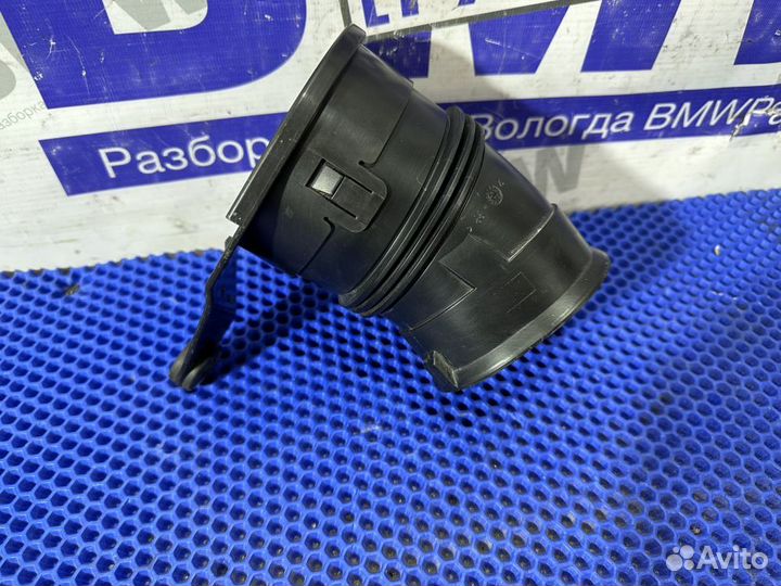 Патрубок воздушного фильтра BMW E60, E61