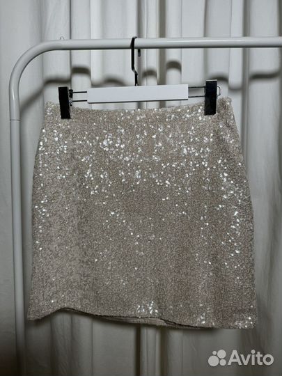 Блестящий костюм с юбкой Chaika (S-M)