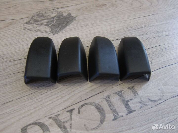 Коллекционные уголки уплотнители бампера ваз 21011