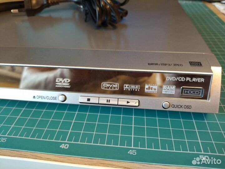 DVD плеер Panasonic DVD-S49