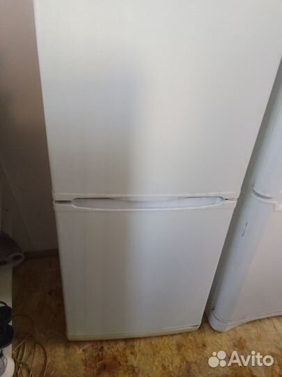 Холодильник бу Стинол 180 см