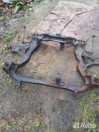 Ford mondeo 2 подрамник