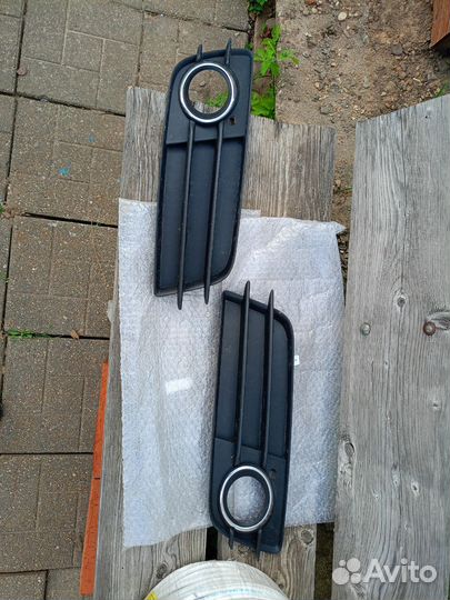 Накладка противотуманной фары Audi A4 B8