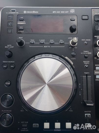 DJ контроллер pioneer xdj - r1