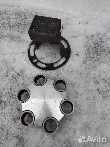 Крепление для запаски на заднюю дверь, колпак купить в Омске | Авито